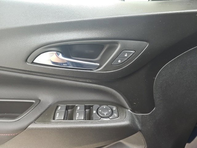 Used 2023 Chevrolet Equinox RS w/ LPO, Floor Liner Package image 25