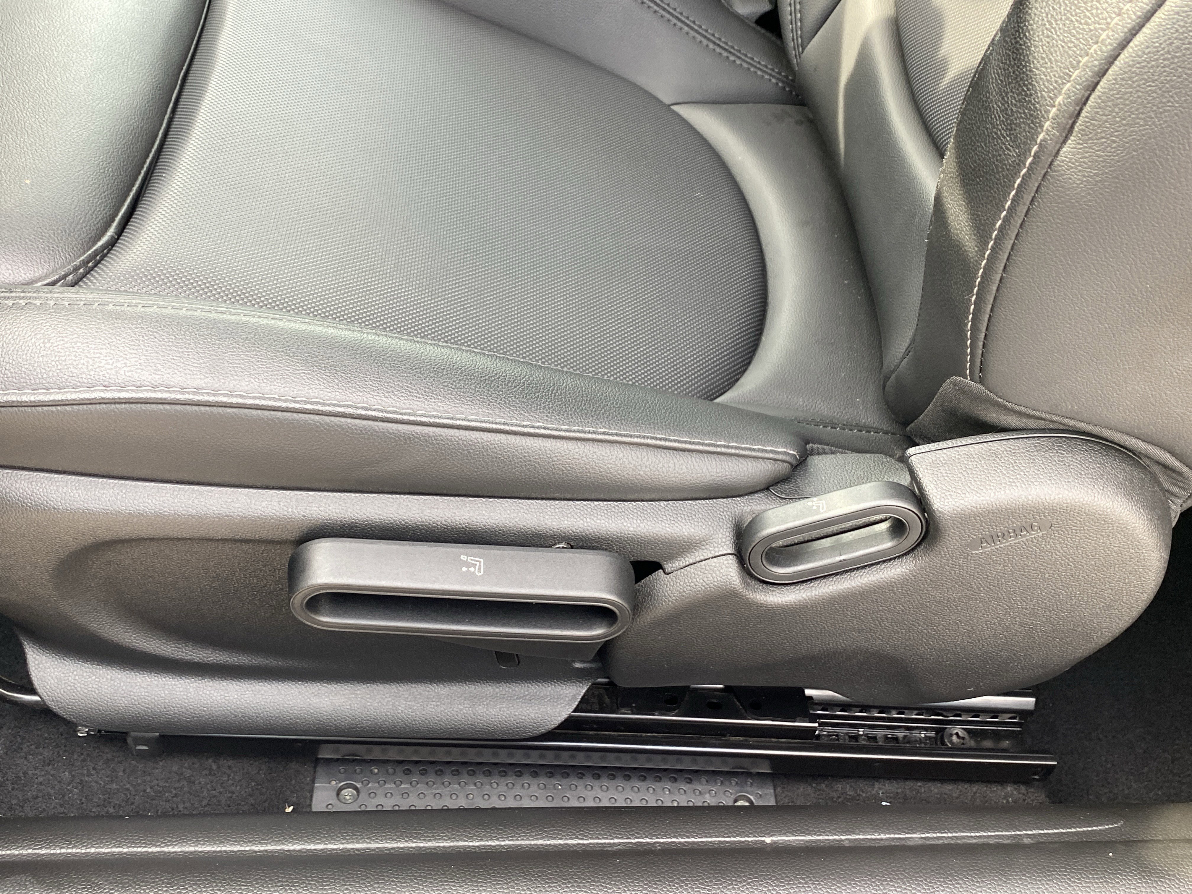 Used 2021 MINI Cooper S image 22