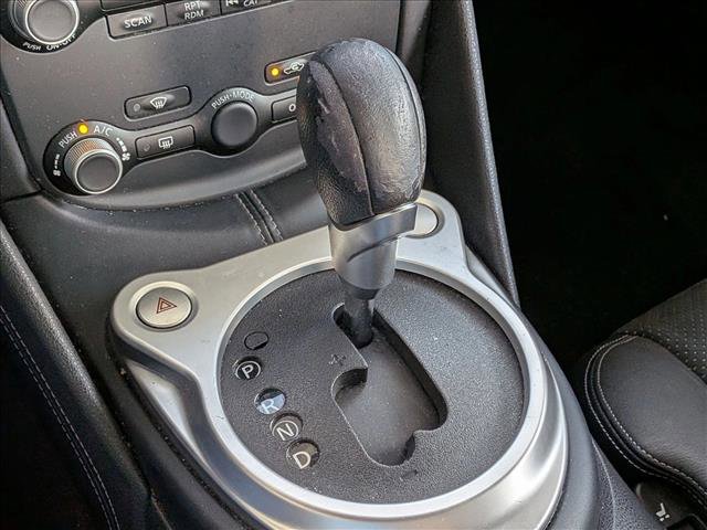 Used 2010 Nissan 370Z Touring image 11