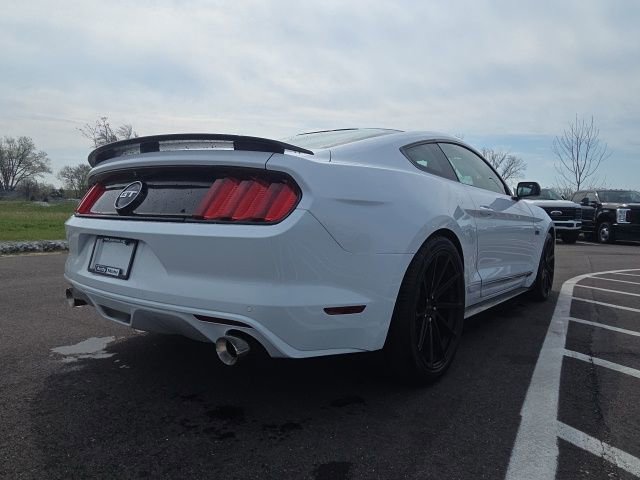 Used 2016 Ford Mustang GT Premium image 8