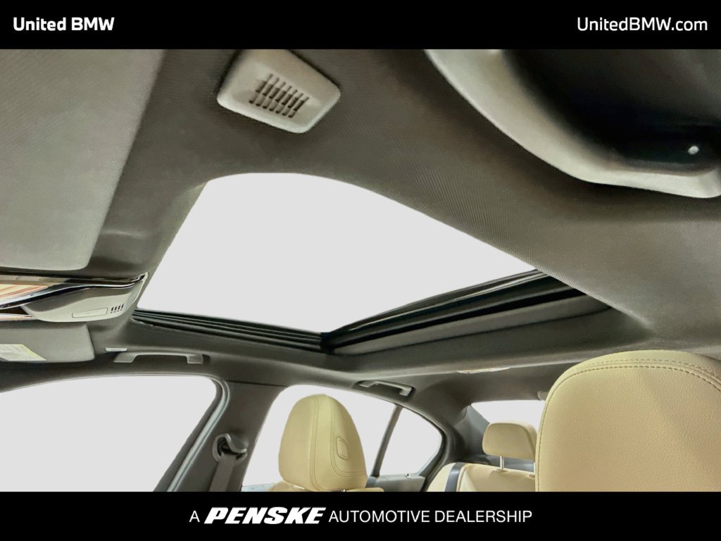 New 2026 BMW 330i Sedan w/ Premium Package RWD image 19