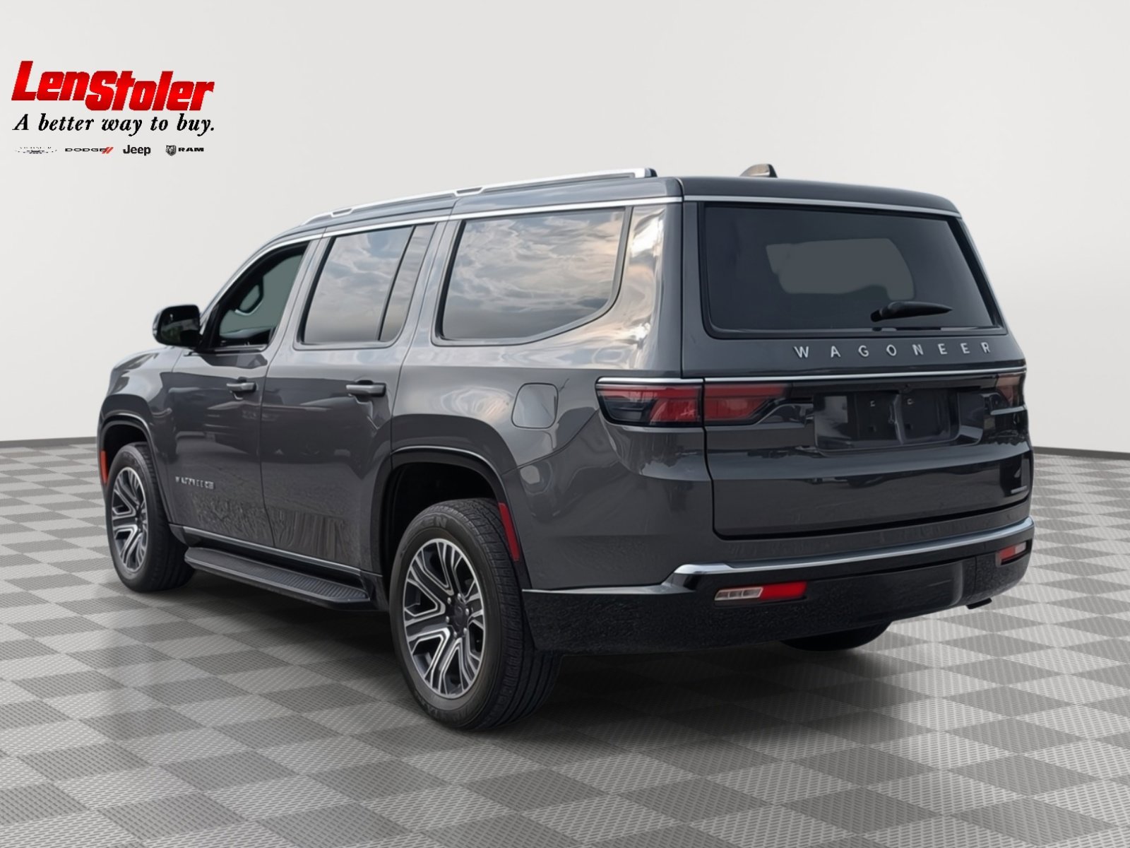 Used 2024 Jeep Wagoneer Series II w/ Flexible Seating Group image 3