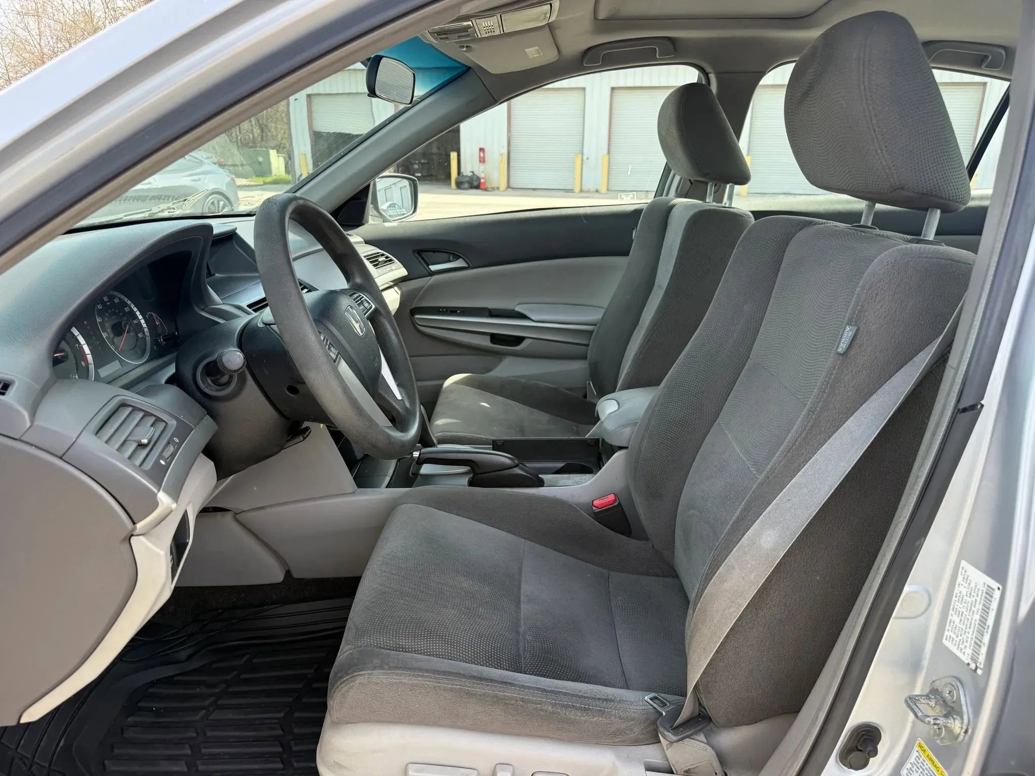 Used 2009 Honda Accord EX image 2