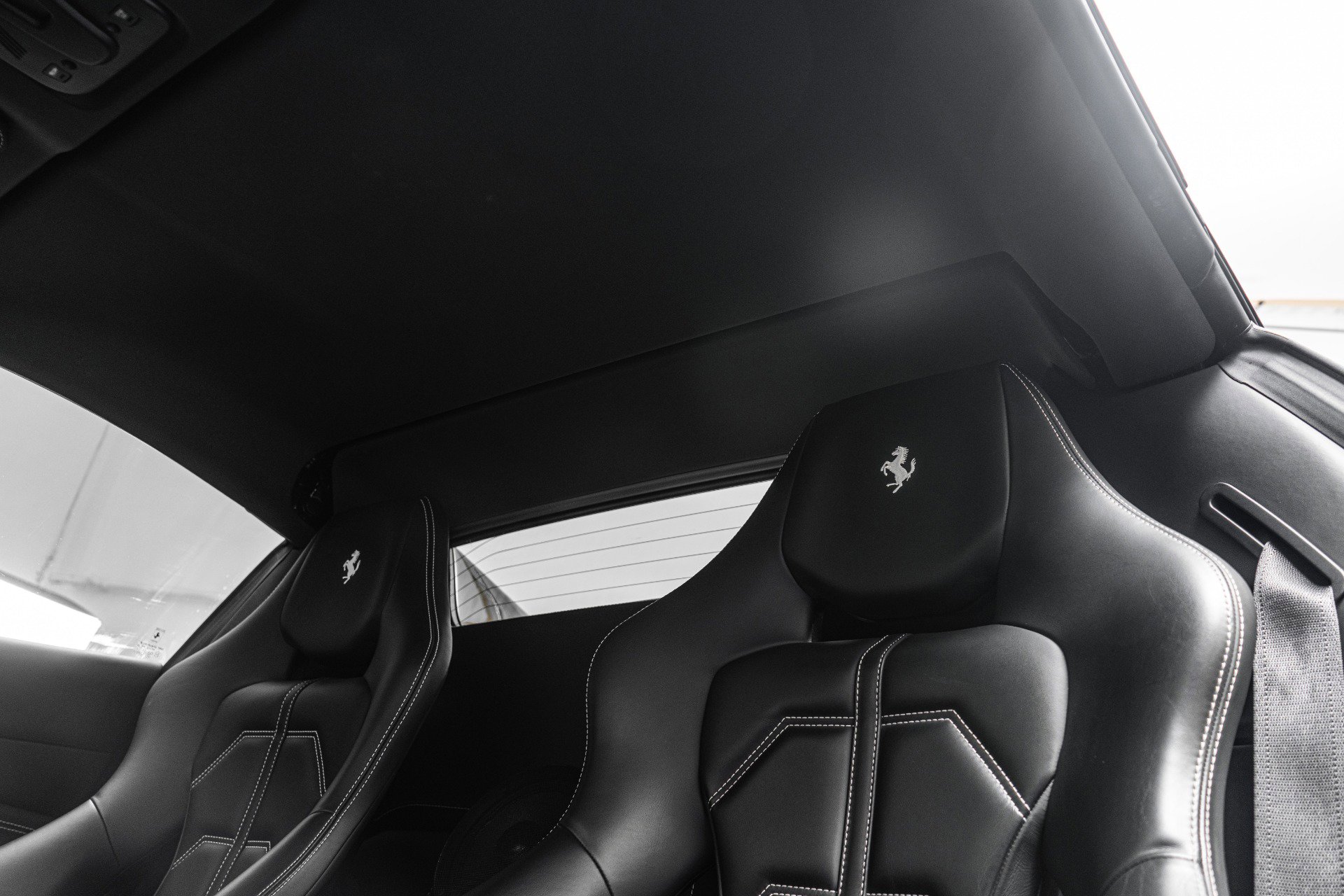 Used 2018 Ferrari 488 Spider RWD image 40