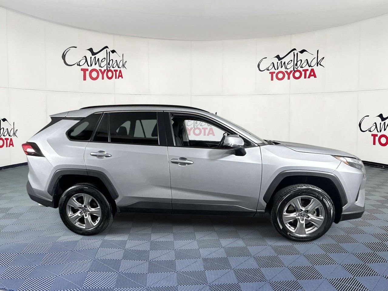 Used 2024 Toyota RAV4 XLE image 8