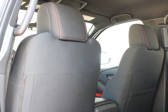 New 2025 Nissan Frontier PRO-4X image 25