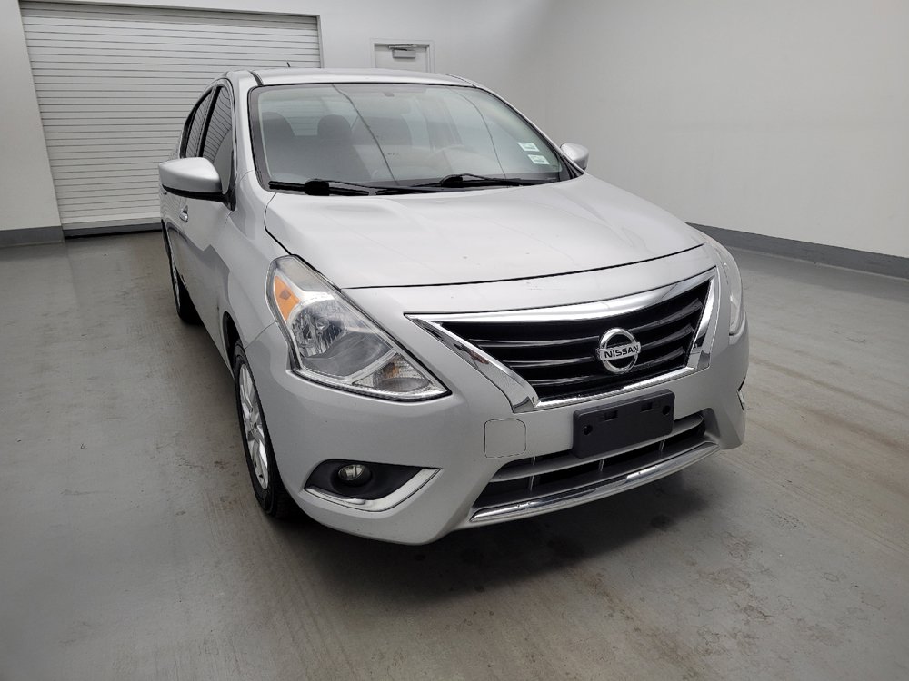 Used 2018 Nissan Versa SV w/ SV Special Edition FWD image 14