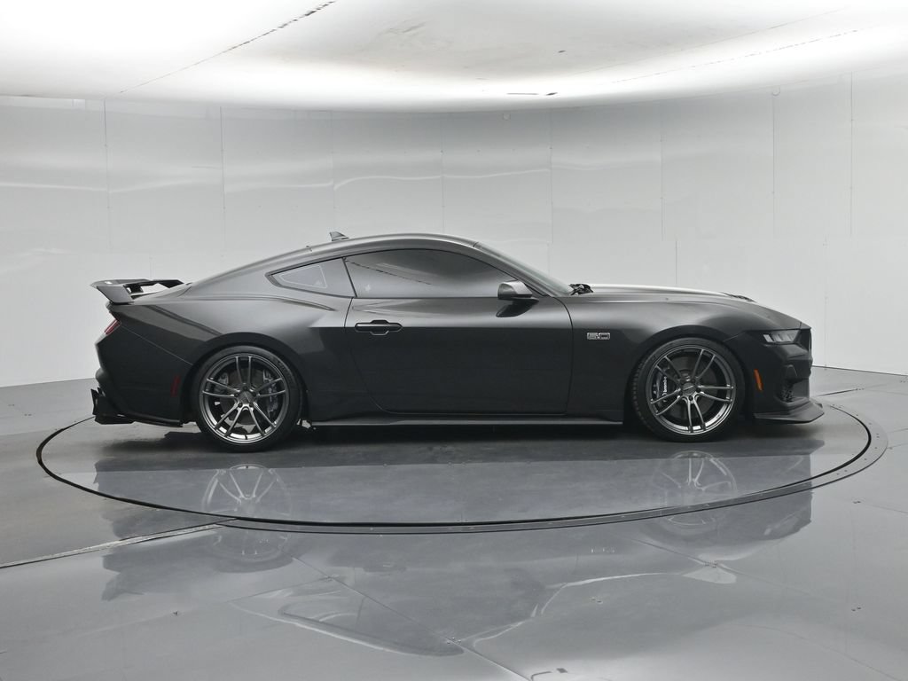 Used 2024 Ford Mustang GT Premium w/ GT Performance Package RWD image 31