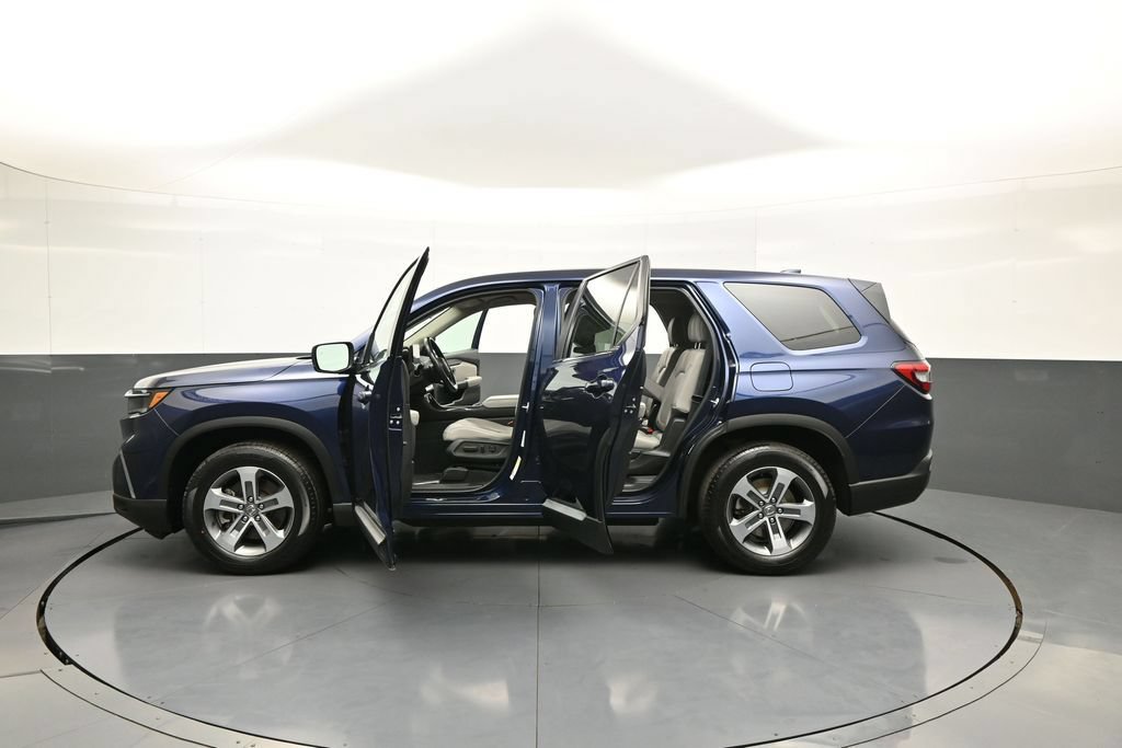 Certified 2023 Honda Pilot EX-L image 44