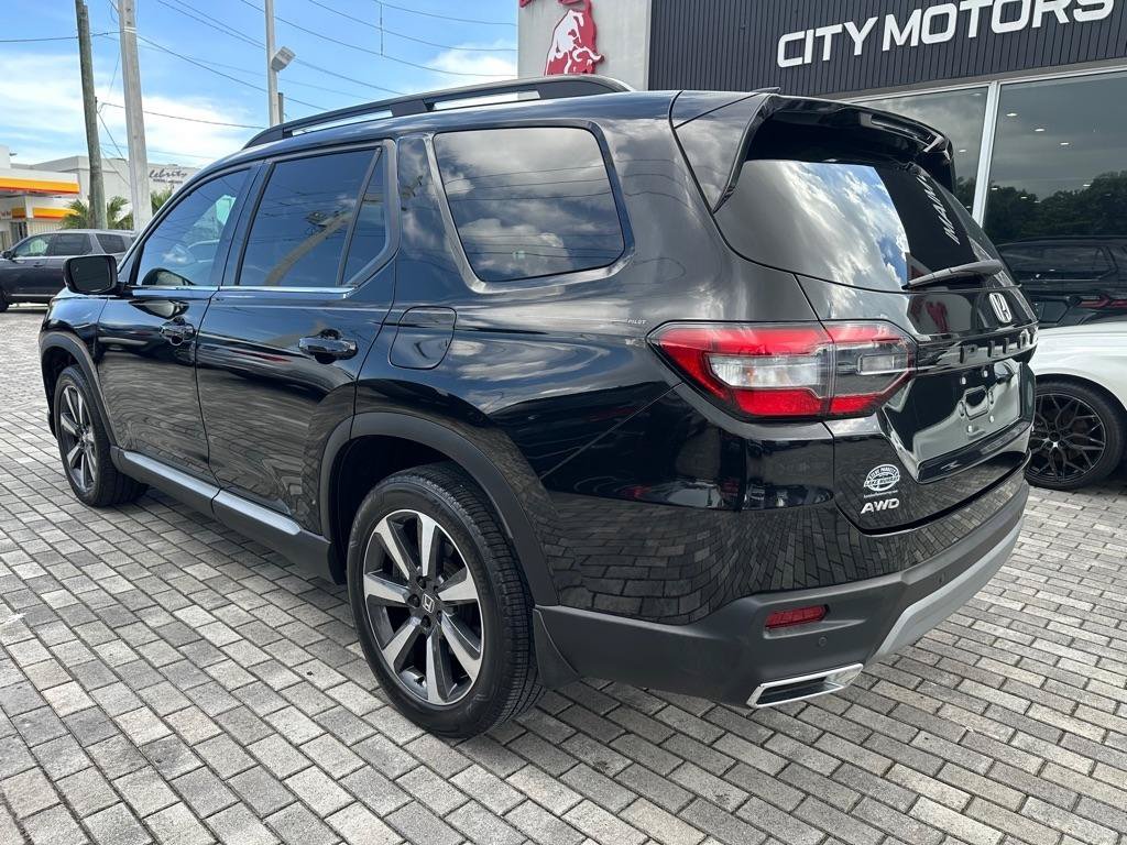 Used 2023 Honda Pilot Elite image 5