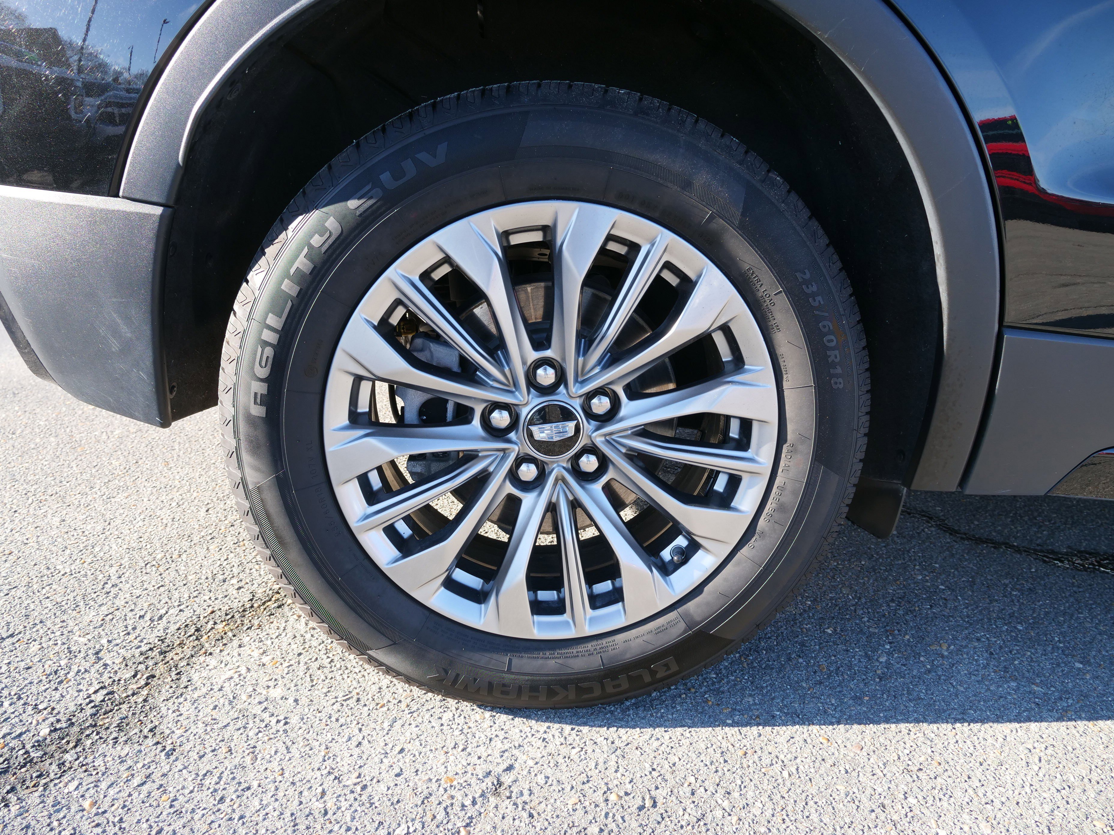 Certified 2024 Cadillac XT4 Premium Luxury image 8