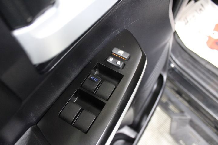 Used 2020 Toyota Tundra SR5 w/ SR5 Upgrade Package image 17