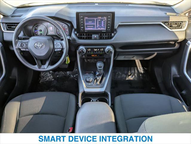 Used 2020 Toyota RAV4 LE image 21