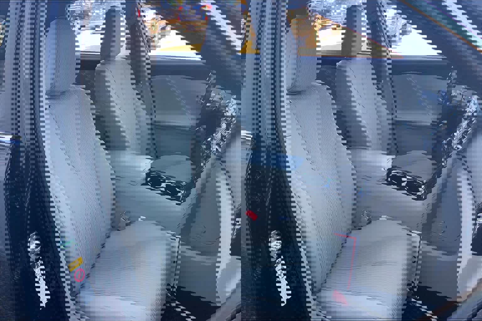 Used 2015 Toyota Venza LE AWD/4WD image 9