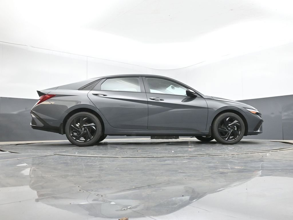 New 2026 Hyundai Elantra Sport image 14