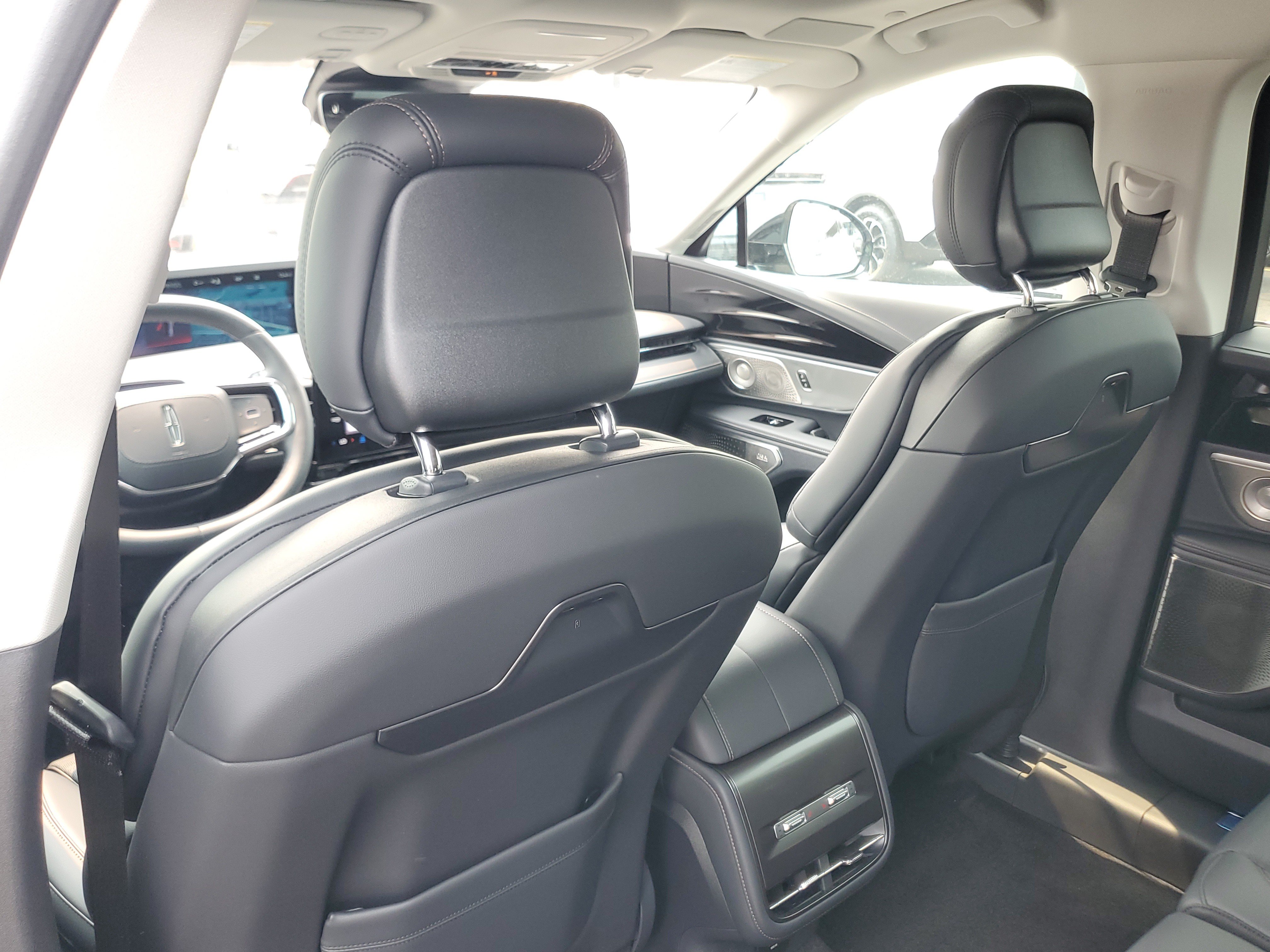 New 2026 Lincoln Nautilus Reserve AWD/4WD image 29