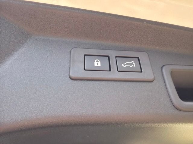 New 2026 Subaru Outback Touring XT AWD/4WD image 10