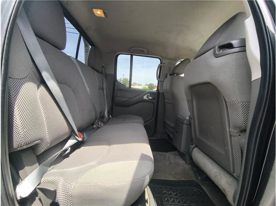Used 2014 Nissan Frontier SV RWD image 14