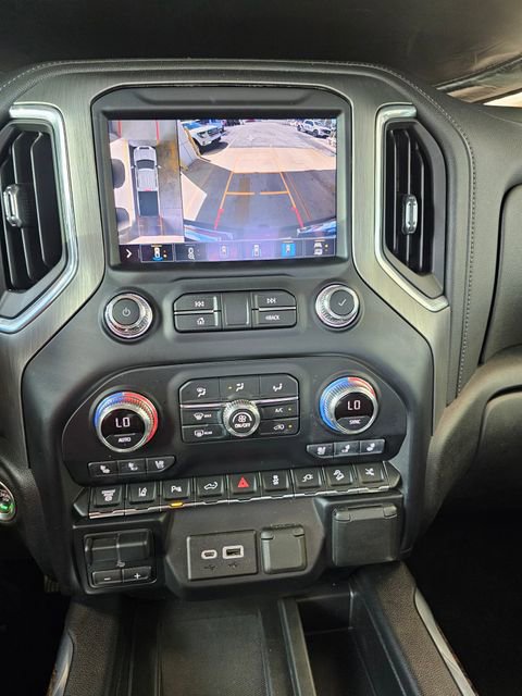 Used 2022 GMC Sierra 2500 Denali w/ Denali Black Diamond Edition AWD/4WD image 32