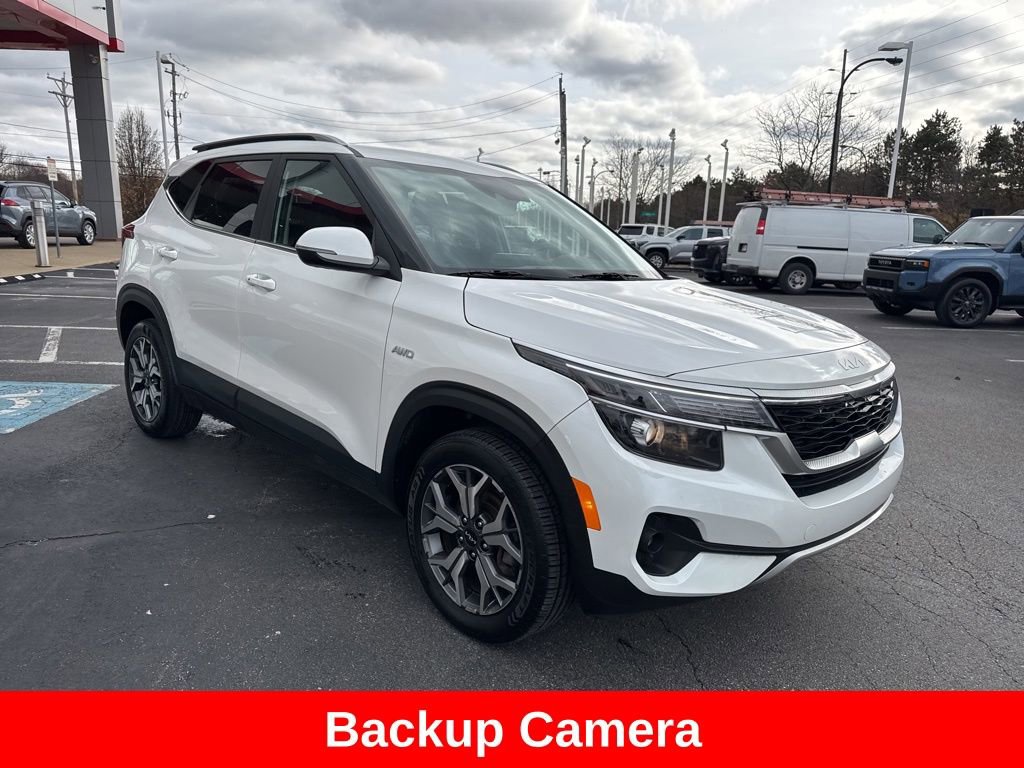 Used 2023 Kia Seltos EX image 9