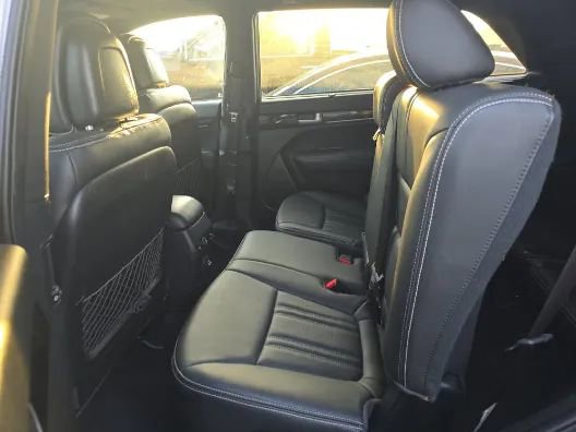 Used 2015 Kia Sorento SX image 15