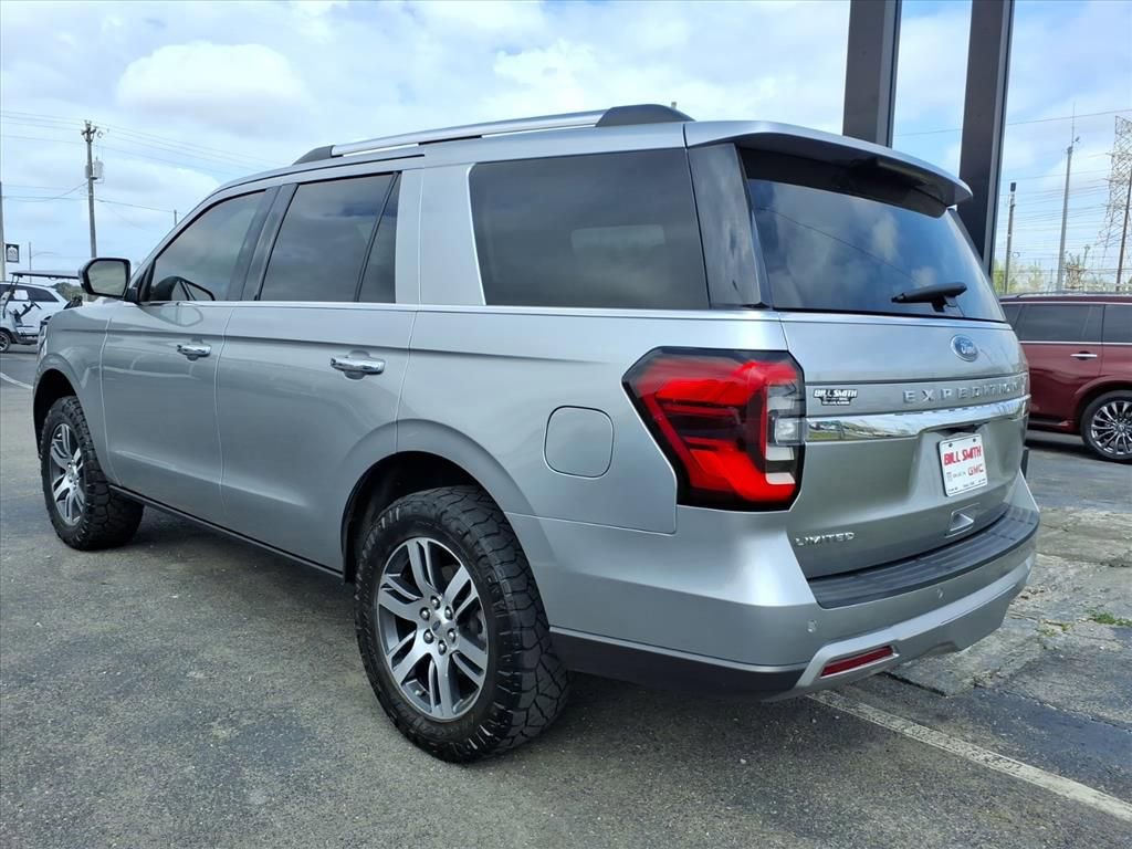 Used 2022 Ford Expedition Limited RWD image 5