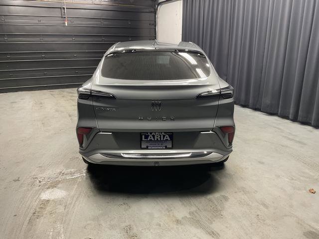 New 2026 Buick Envista Avenir image 3