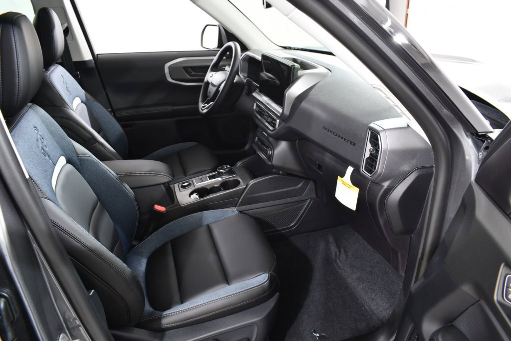 New 2025 Ford Bronco Sport Outer Banks w/ Outer Banks Tech Package+ image 10