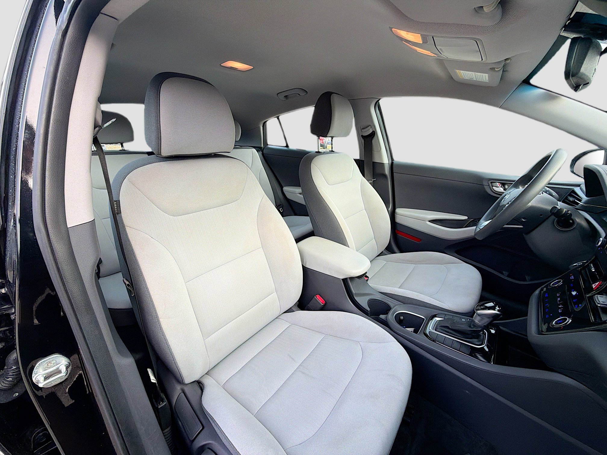 Used 2021 Hyundai Ioniq Blue image 15