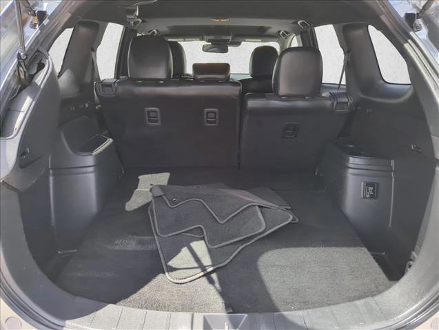 Used 2022 Mitsubishi Outlander LE image 28