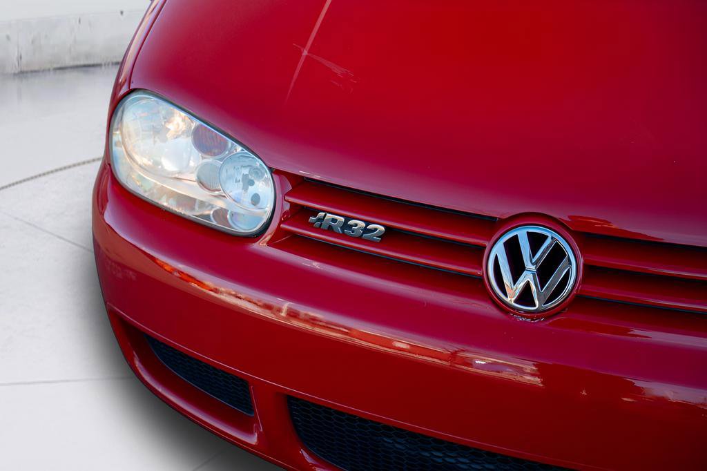 Used 2004 Volkswagen R32 image 15