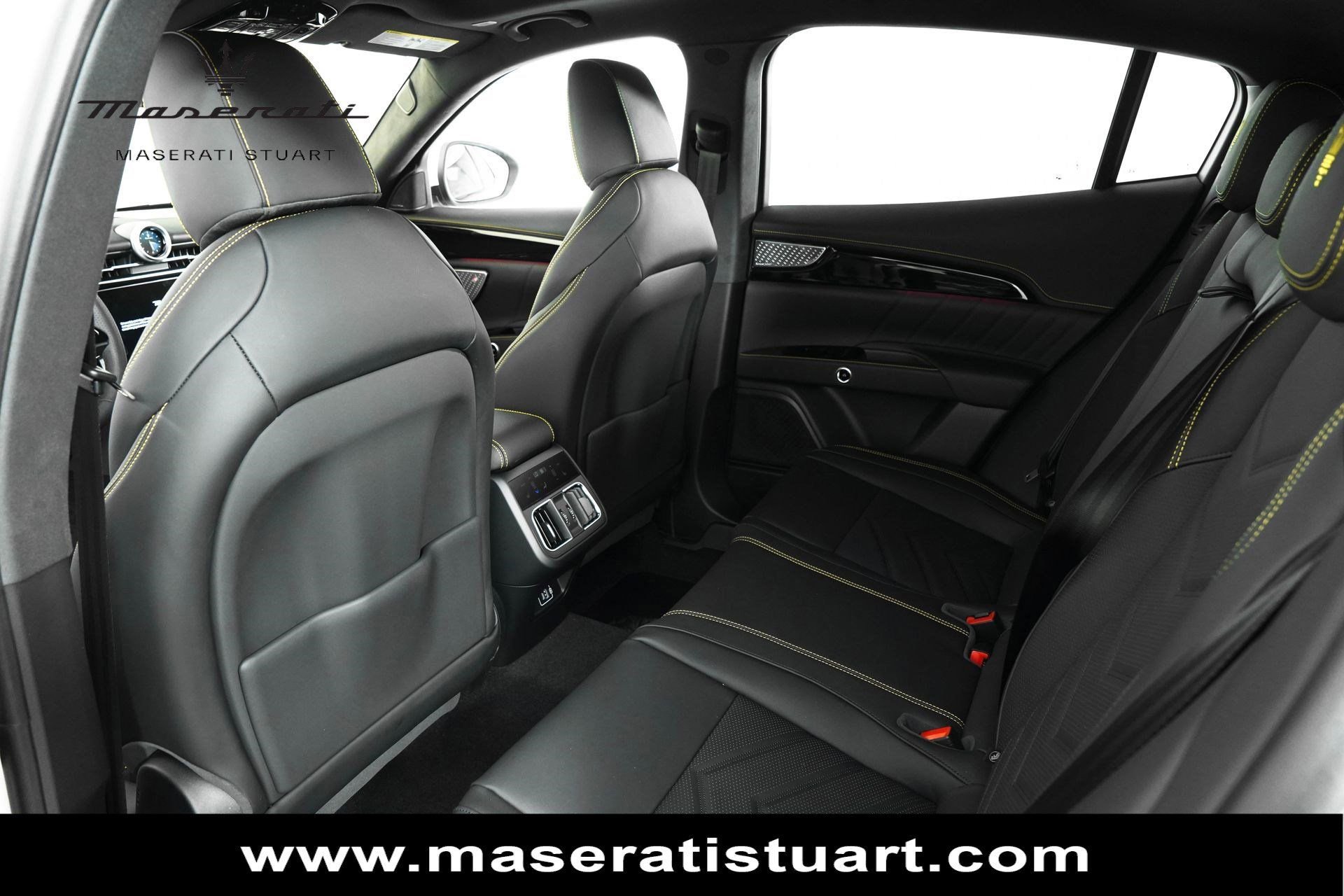 New 2025 Maserati Grecale Modena image 30