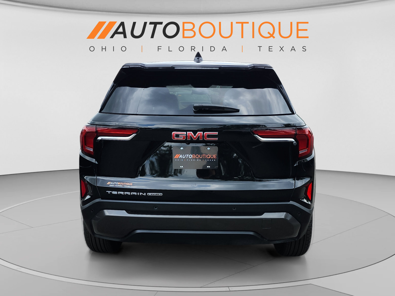 Used 2025 GMC Terrain Elevation AWD/4WD image 4