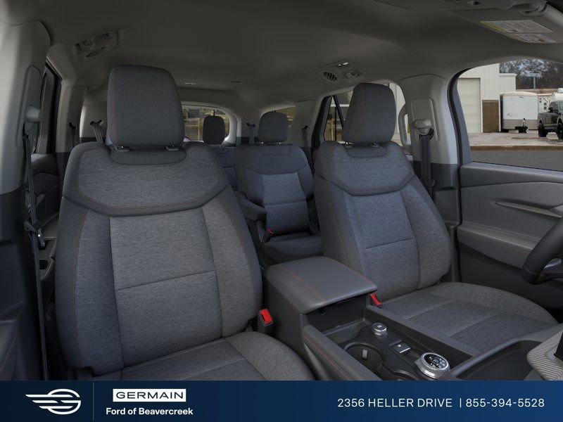 New 2026 Ford Explorer Active RWD image 10