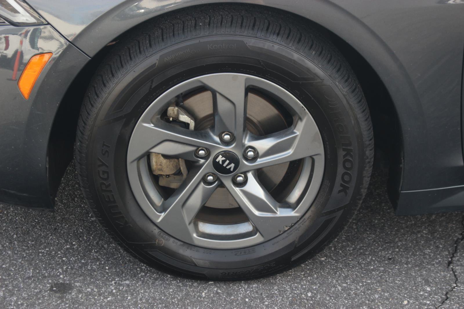 Used 2021 Kia K5 LXS image 31