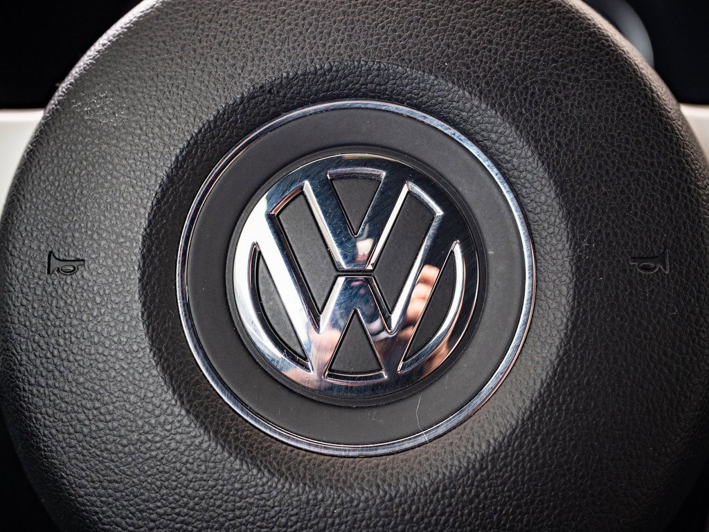 Used 2017 Volkswagen Beetle 1.8T S image 28