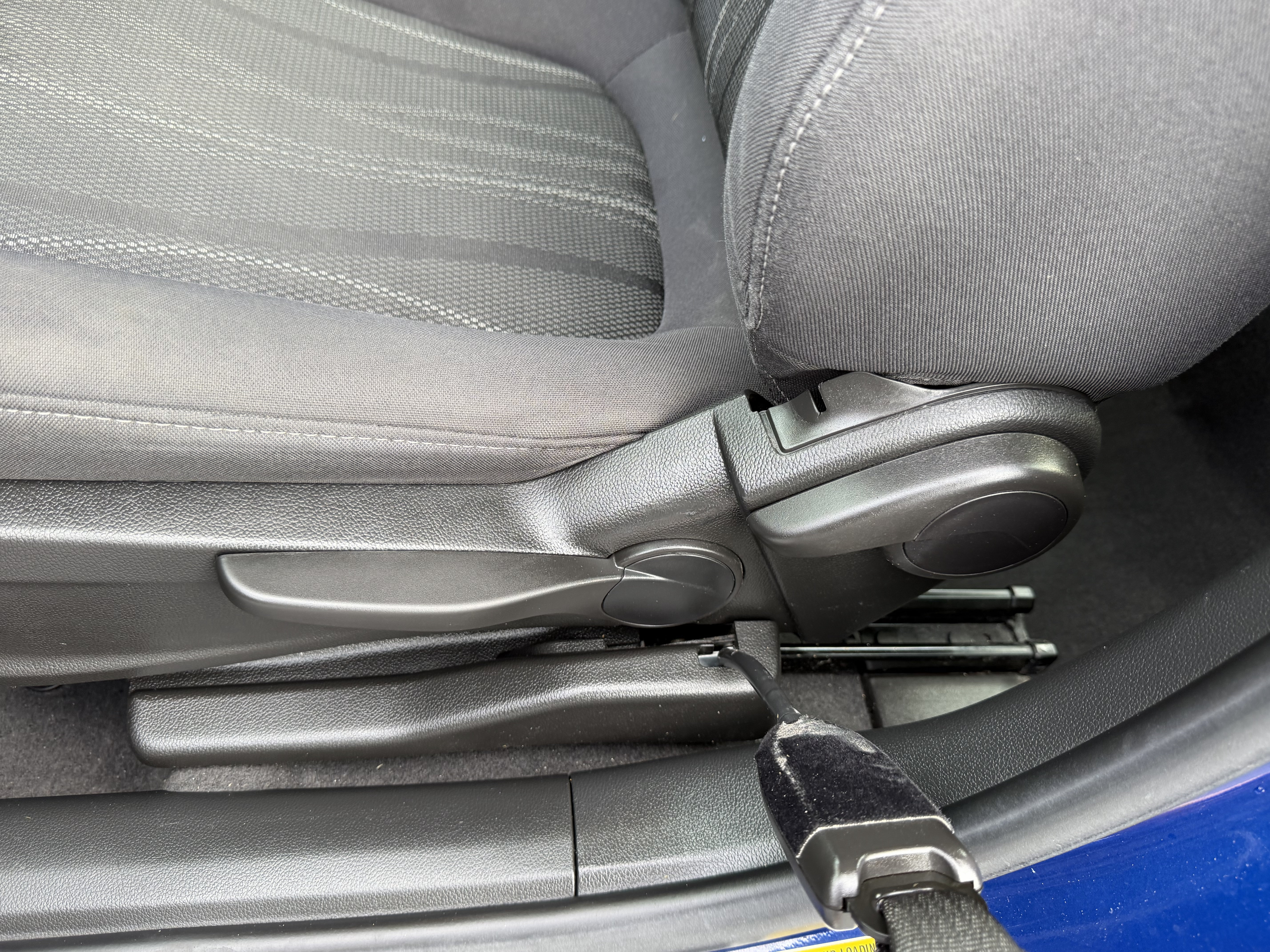 Used 2013 Chevrolet Sonic LT FWD image 25