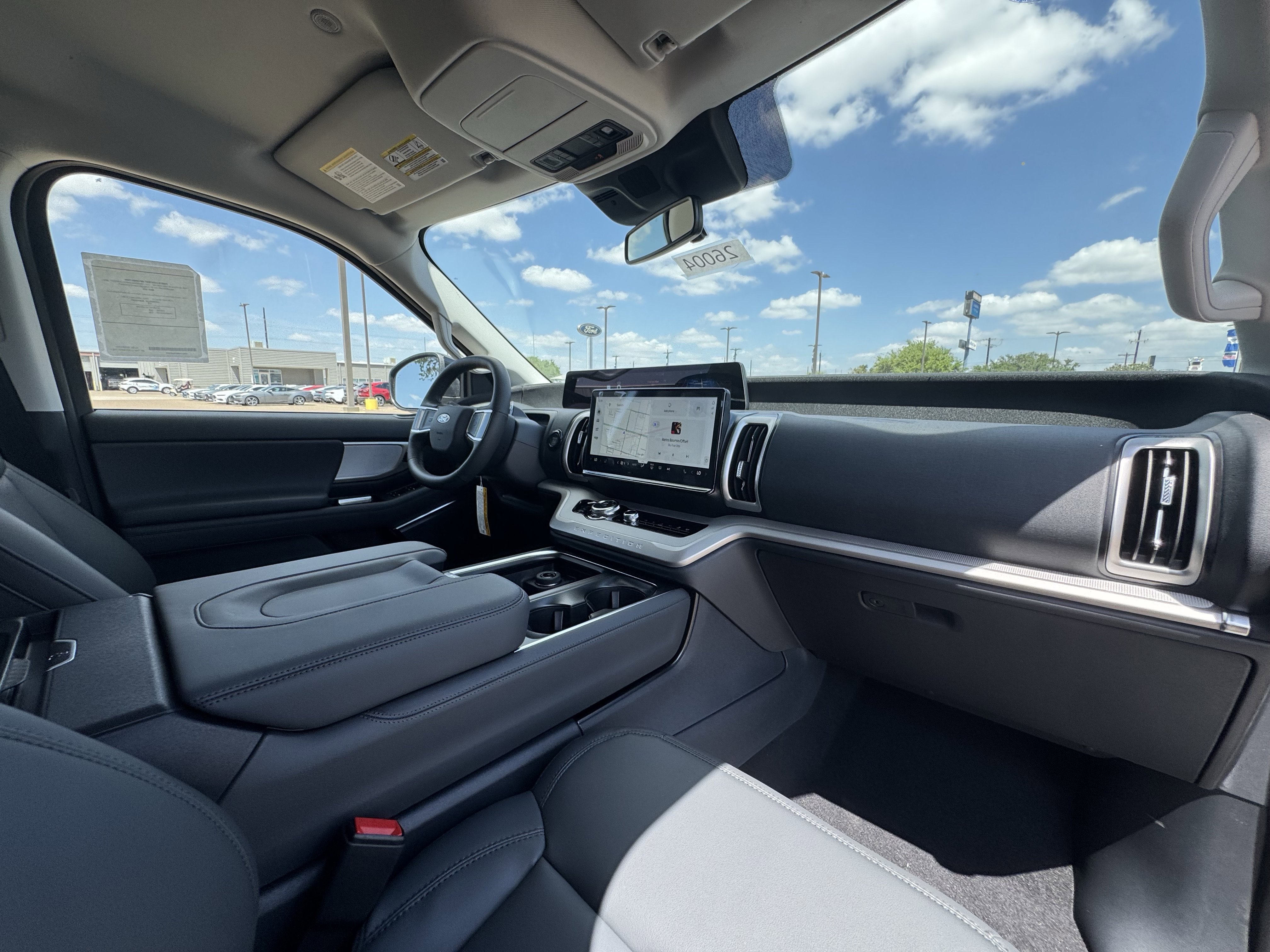 New 2026 Ford Expedition Active image 30