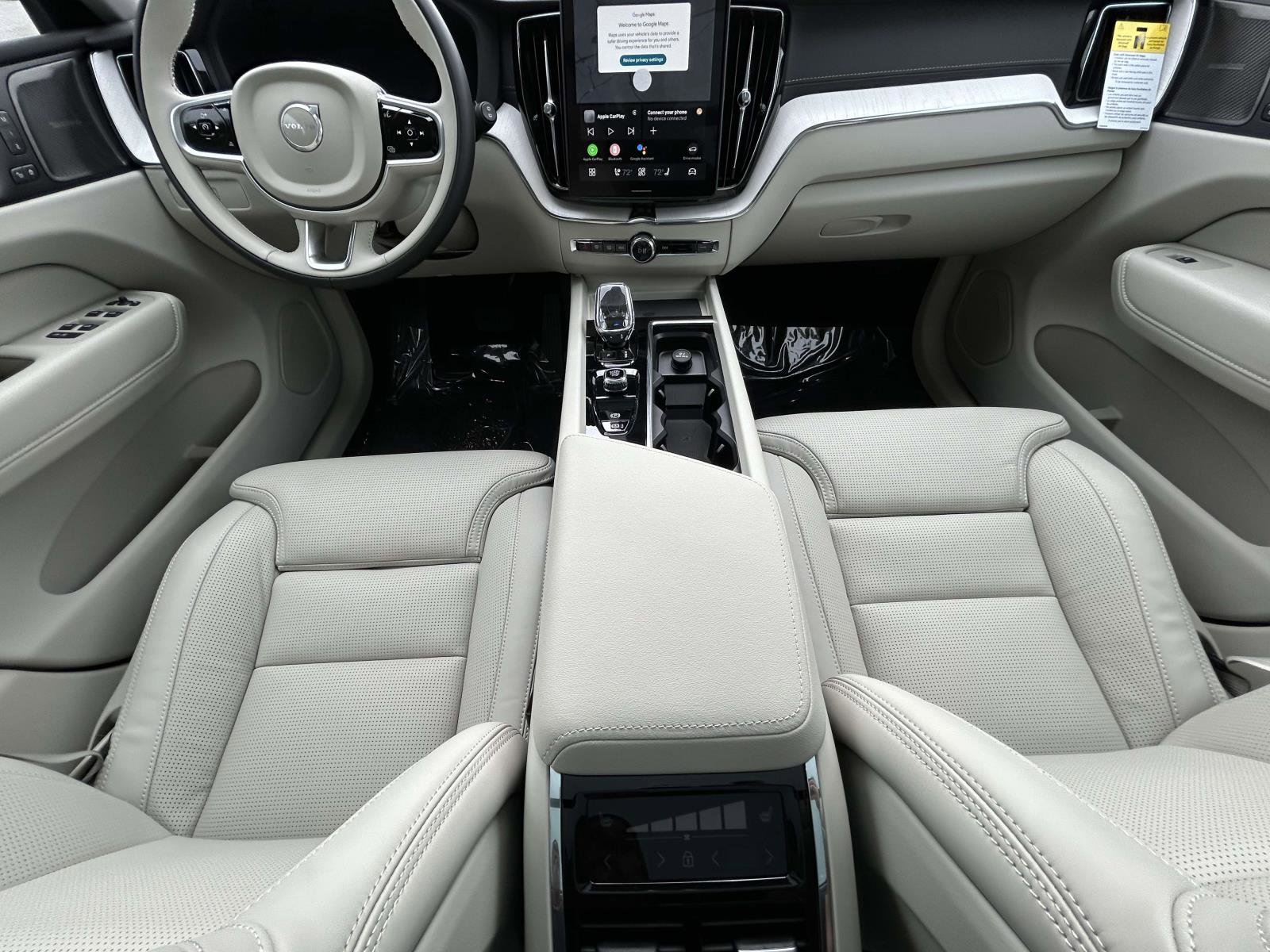 New 2026 Volvo XC60 B5 Ultra w/ Protection Package Premier AWD/4WD image 13