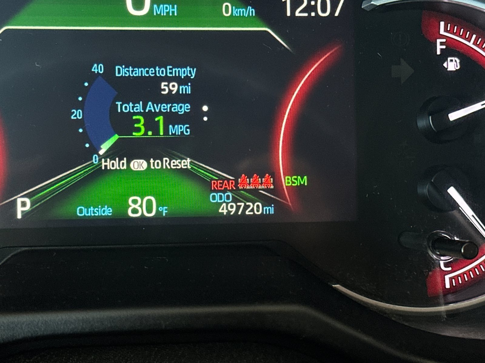 Used 2025 Toyota RAV4 XLE FWD image 25