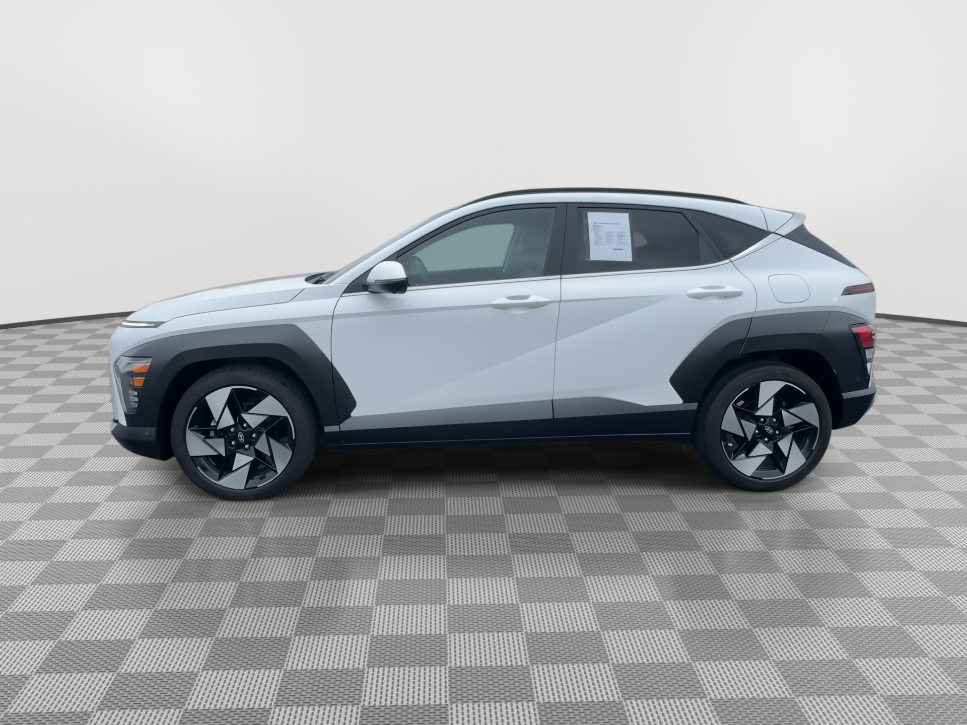 Used 2024 Hyundai Kona Limited image 5