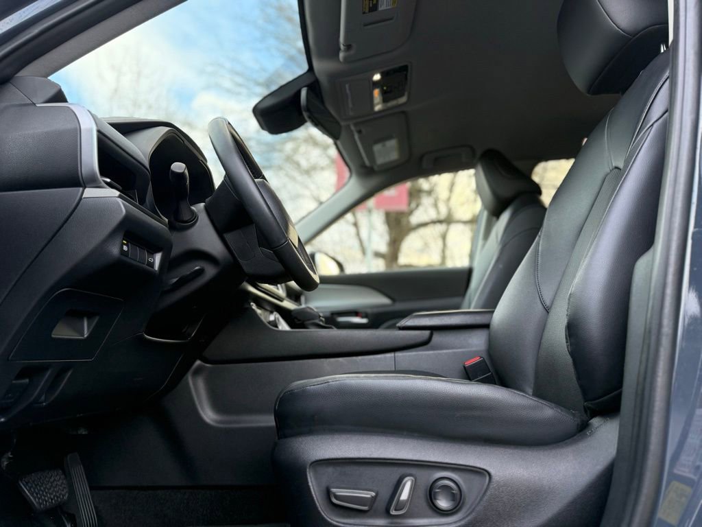 Used 2024 Toyota Grand Highlander XLE image 12