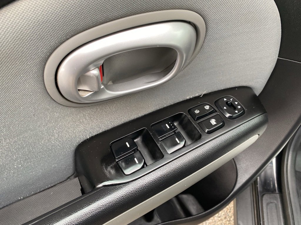 Used 2016 Kia Soul w/ Convenience Package image 20