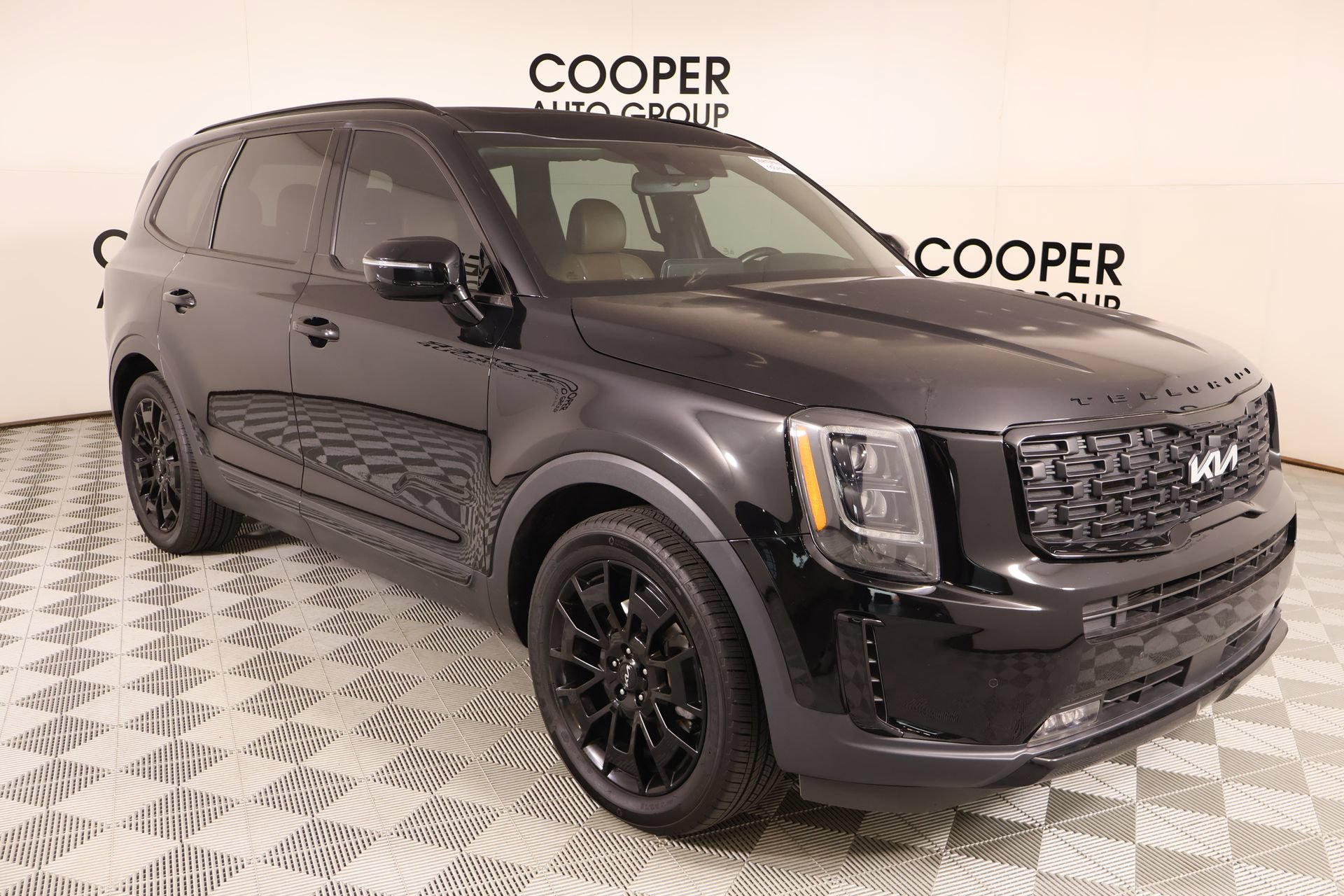 Used 2022 Kia Telluride SX w/ SX Prestige Package AWD/4WD image 1