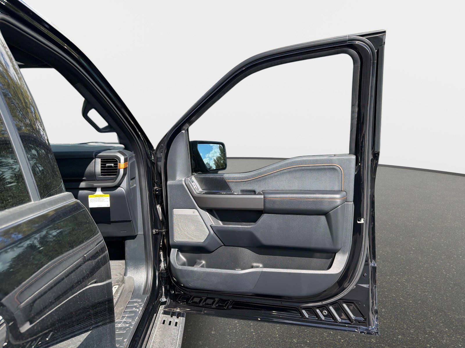 Used 2025 Ford F150 Tremor w/ Mobile Office Package image 22