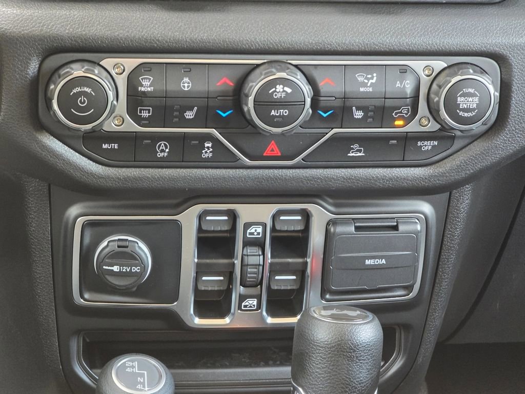 New 2025 Jeep Wrangler Sport S image 28