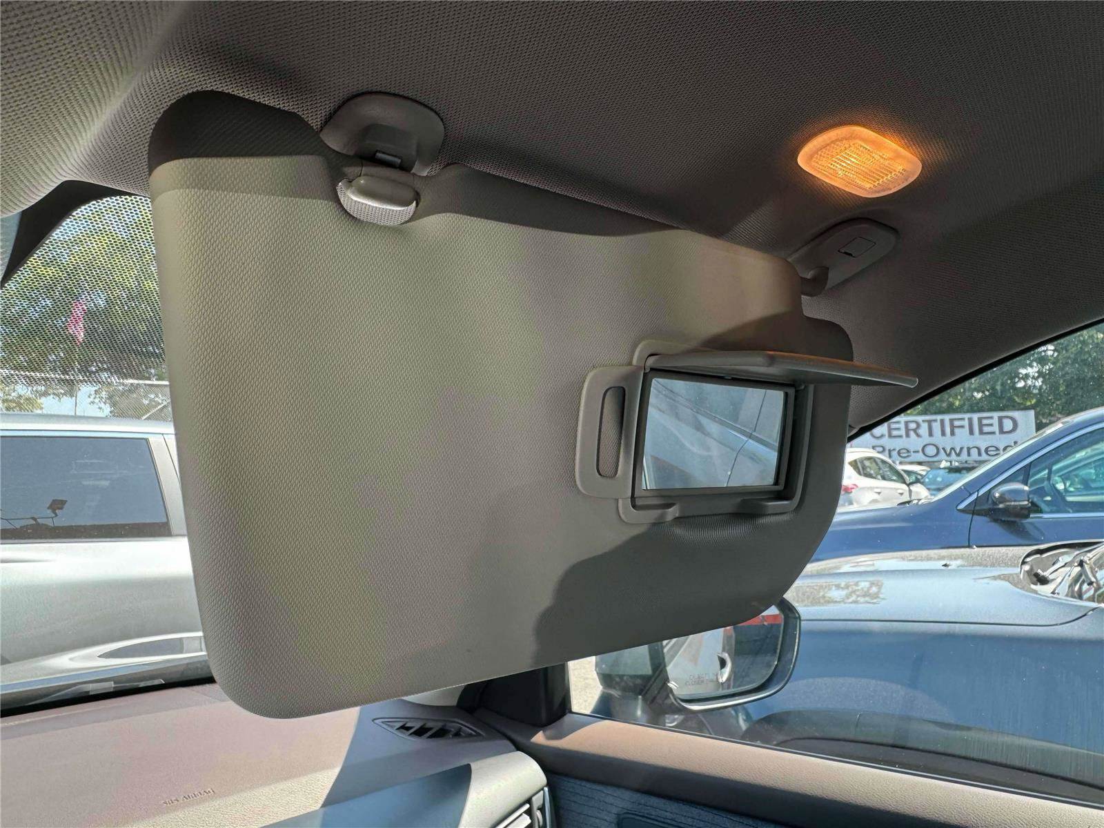 Used 2023 Nissan Rogue SV image 31