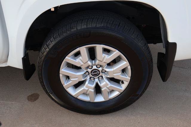 Certified 2024 Nissan Frontier SV w/ SV Convenience Package RWD image 11