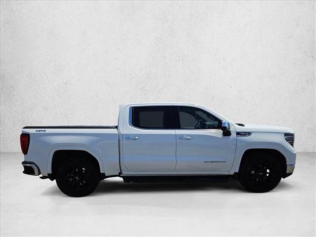 Used 2022 GMC Sierra 1500 SLT w/ SLT Convenience Package AWD/4WD image 4
