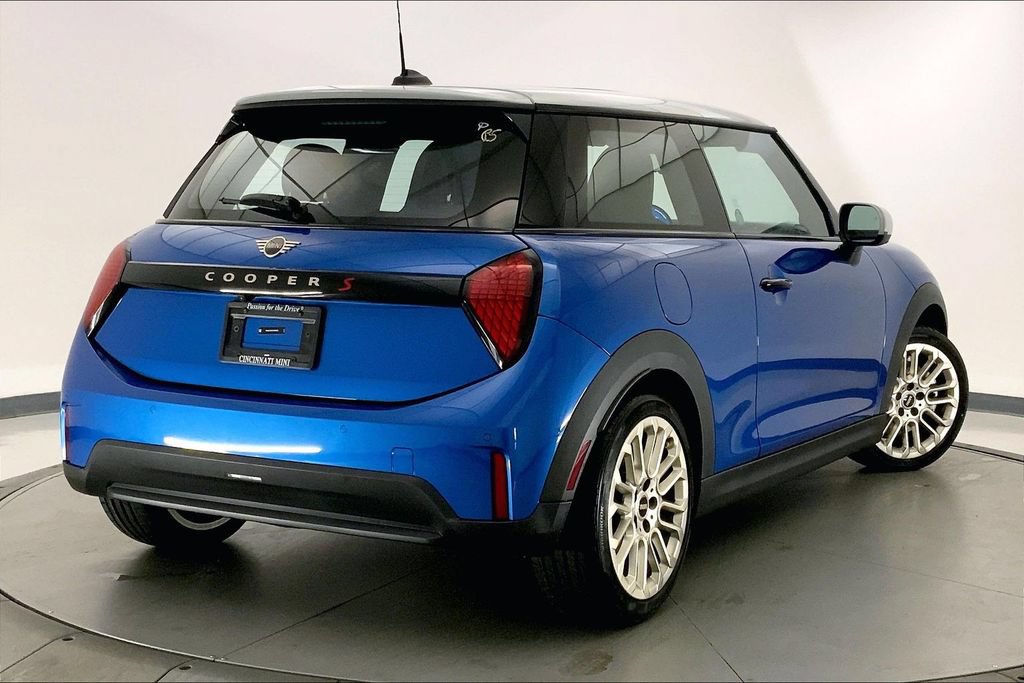 Used 2025 MINI Cooper S FWD image 12